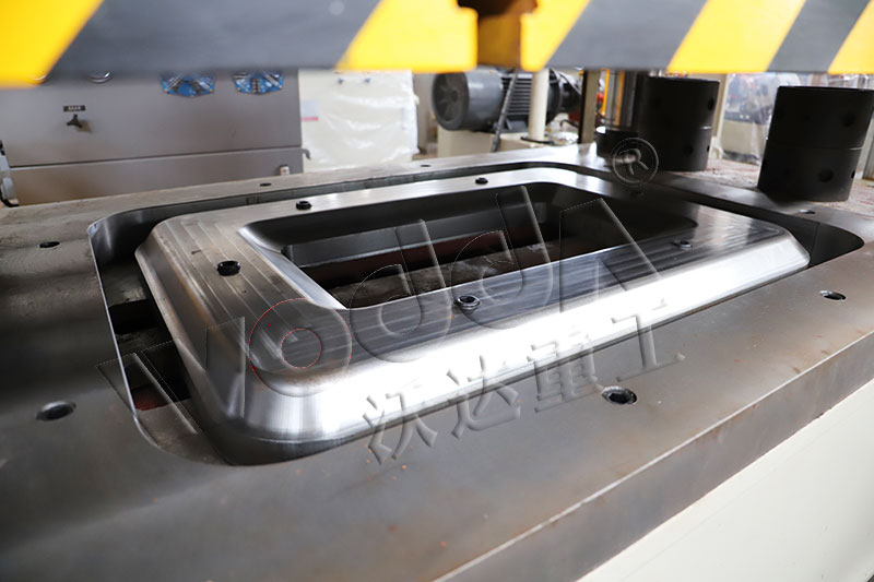 400吨液压机价格 400吨液压机价格