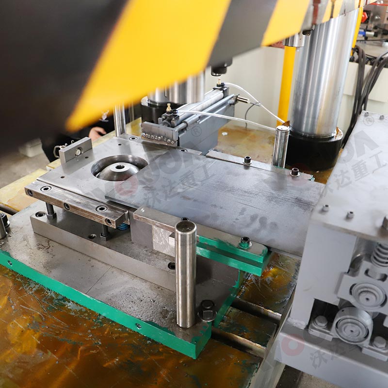 630吨锚杆托盘液压机生产线 630吨锚杆托盘液压机生产线