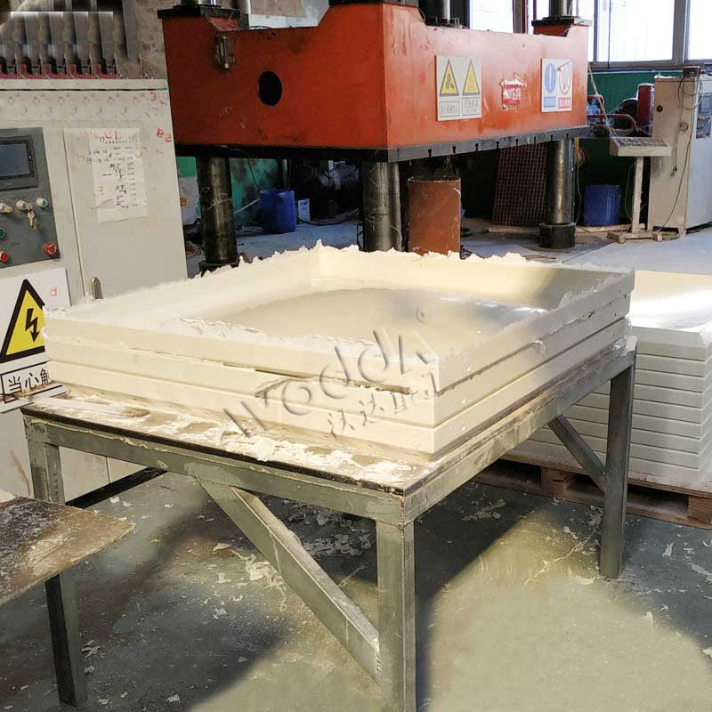 800吨四柱液压机模压玻璃钢水箱板 800吨四柱液压机模压玻璃钢水箱板