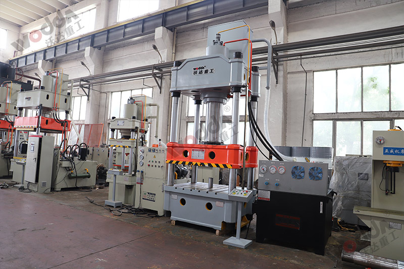 国标315吨四柱液压机重量参数 国标315吨四柱液压机重量参数