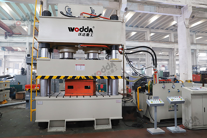 800吨复合材料汽车配件液压机 800吨复合材料汽车配件液压机