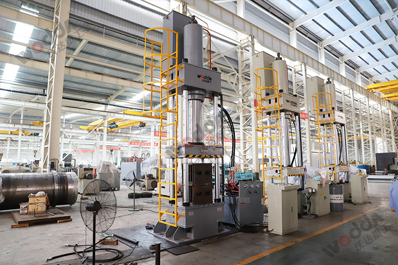 315吨耐火材料液压机 315吨耐火材料液压机