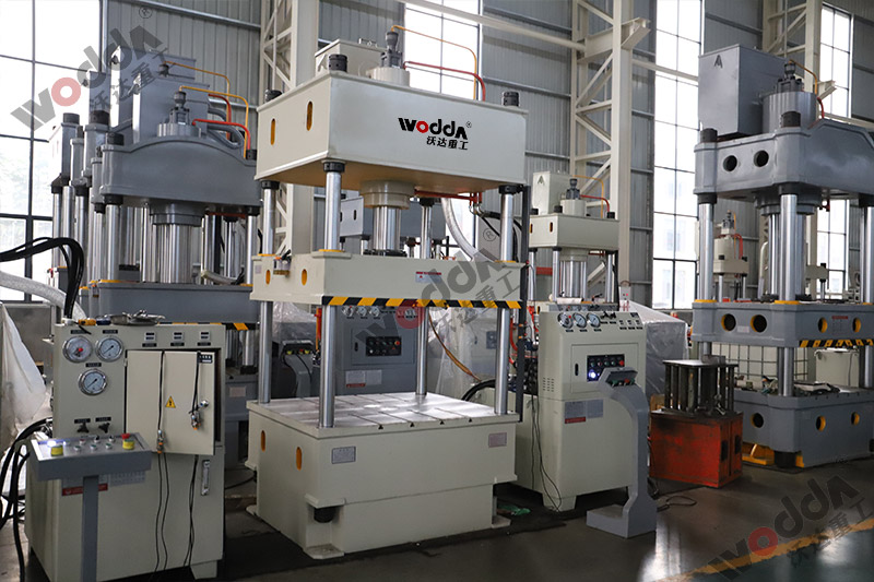 四柱液压机 四柱液压机