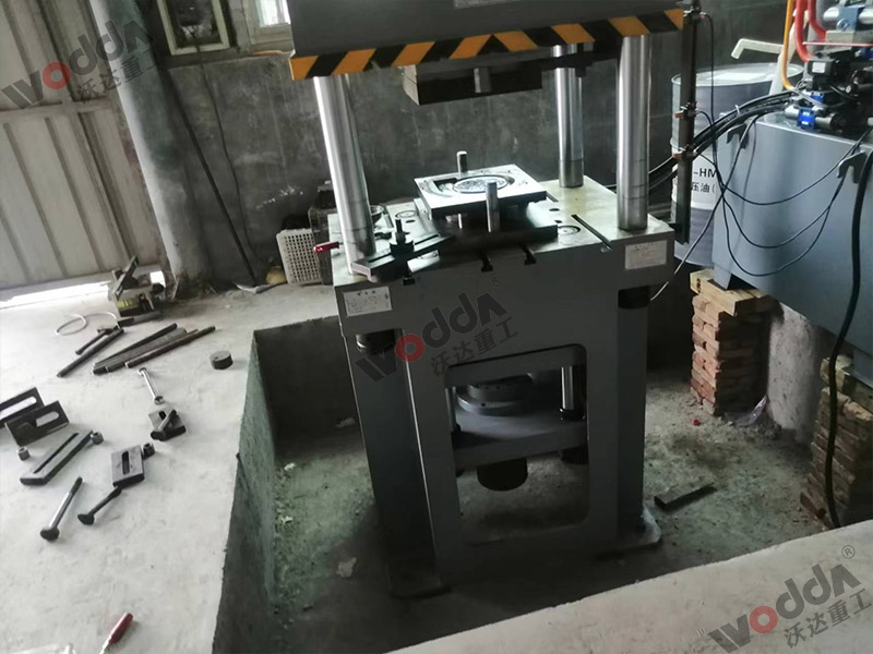 200吨不锈钢离心风机成型液压机 200吨不锈钢离心风机成型液压机