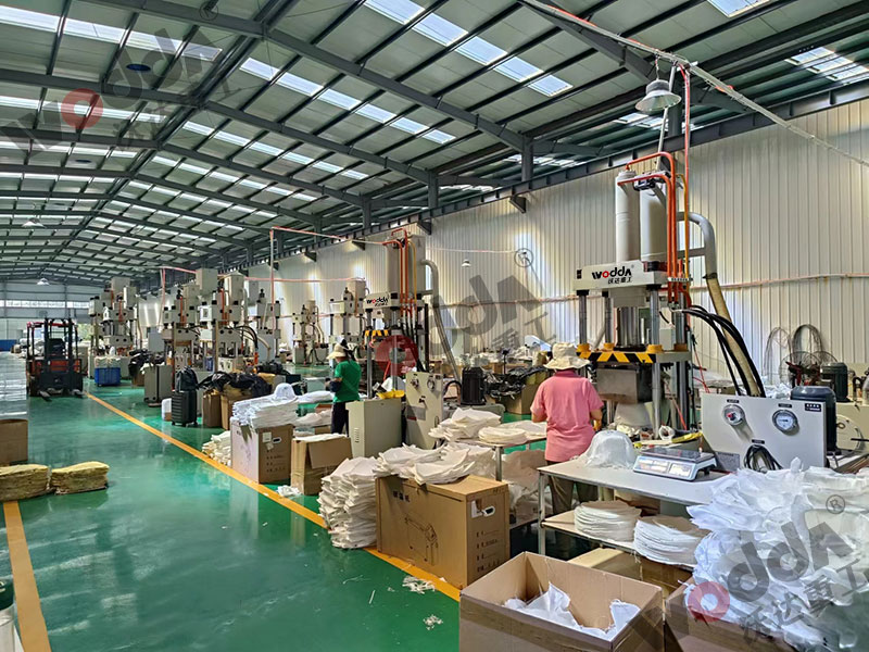 滕州凯夫拉防弹头盔液压机厂家 滕州凯夫拉防弹头盔液压机厂家