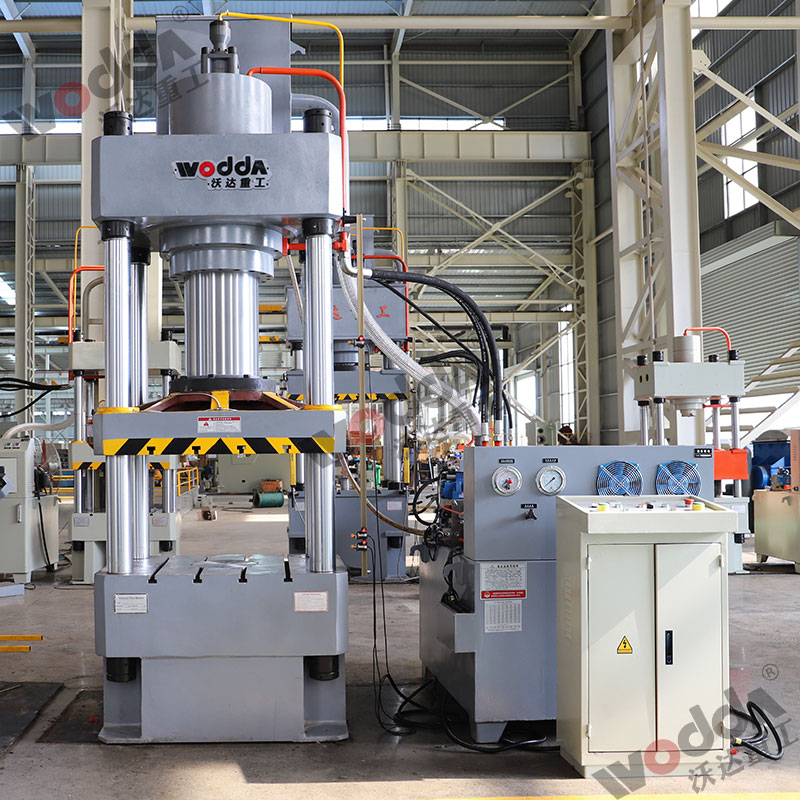 315吨四柱液压机 315吨四柱液压机