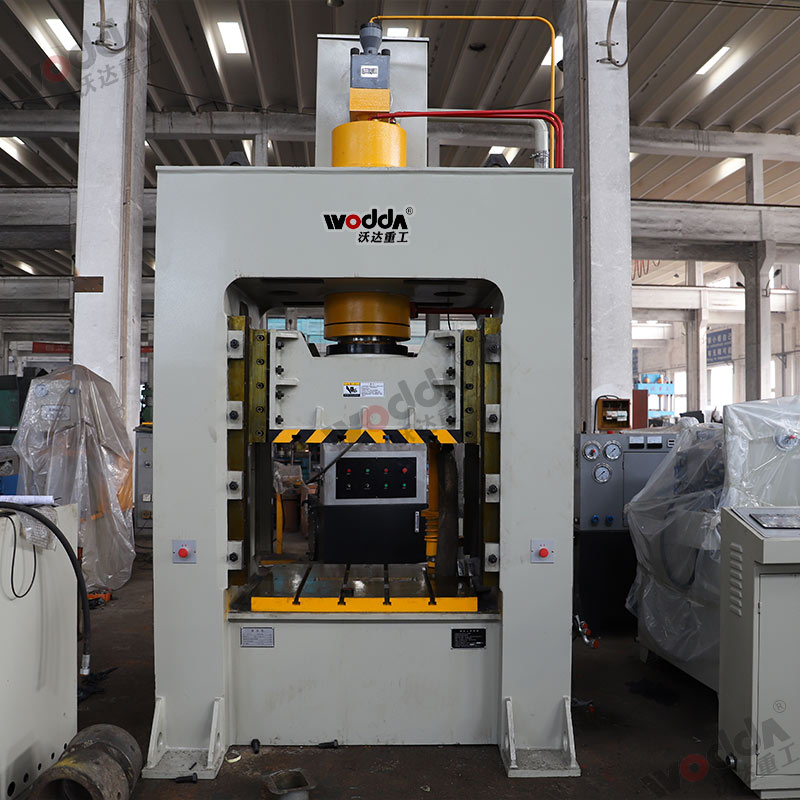 200吨框架液压机 200吨框架液压机