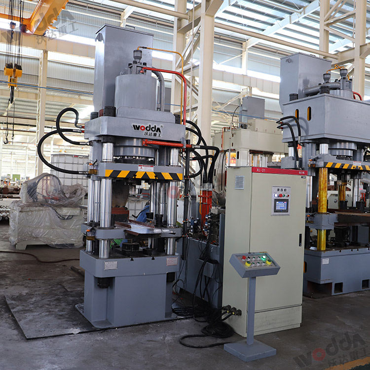 315吨四梁四柱液压机 315吨四梁四柱液压机