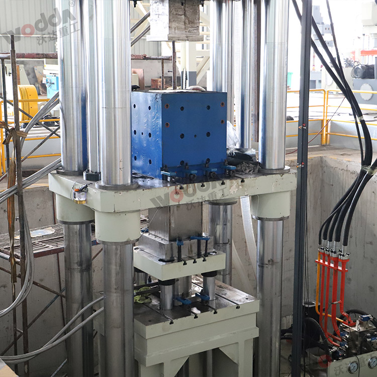 匣钵液压机模具(图2).jpg 匣钵液压机模具(图2).jpg