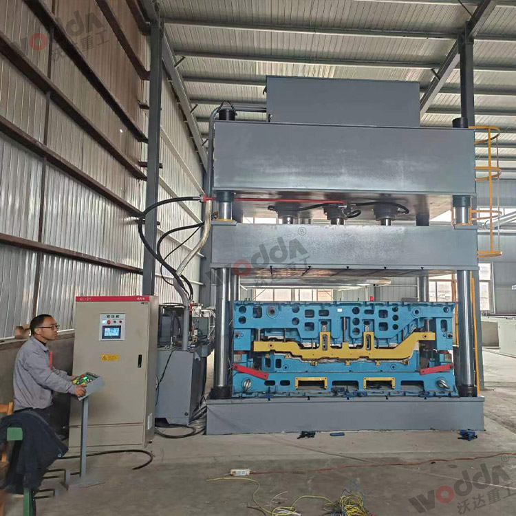 315吨汽车内饰件成型液压机 315吨汽车内饰件成型液压机