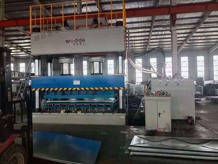 1000吨液压机厂家 1000吨液压机厂家