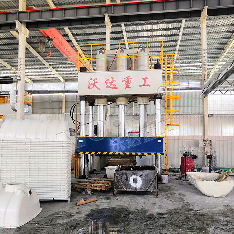 1000吨SMC玻璃钢风机罩化粪池成型液压机.jpg 1000吨SMC玻璃钢风机罩化粪池成型液压机.jpg