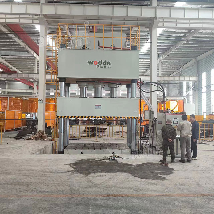 1000吨液压机 1000吨液压机