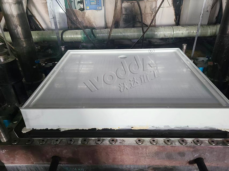 2000吨玻璃钢淋浴房底座成型液压机 2000吨玻璃钢淋浴房底座成型液压机