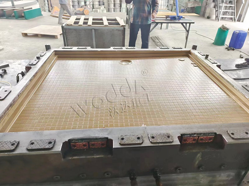 2000吨SMC淋浴房底座模压机 2000吨SMC淋浴房底座模压机