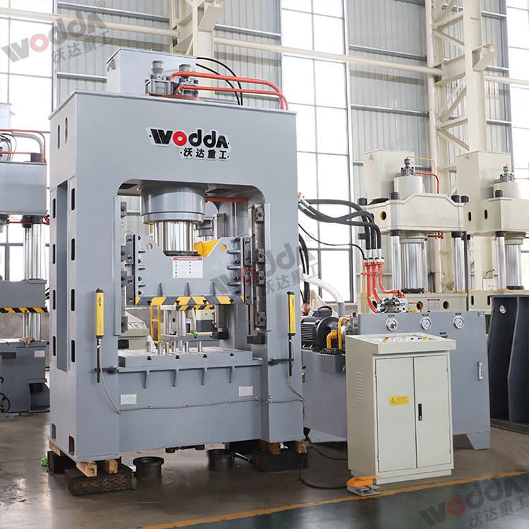 300吨框架液压机 300吨框架液压机