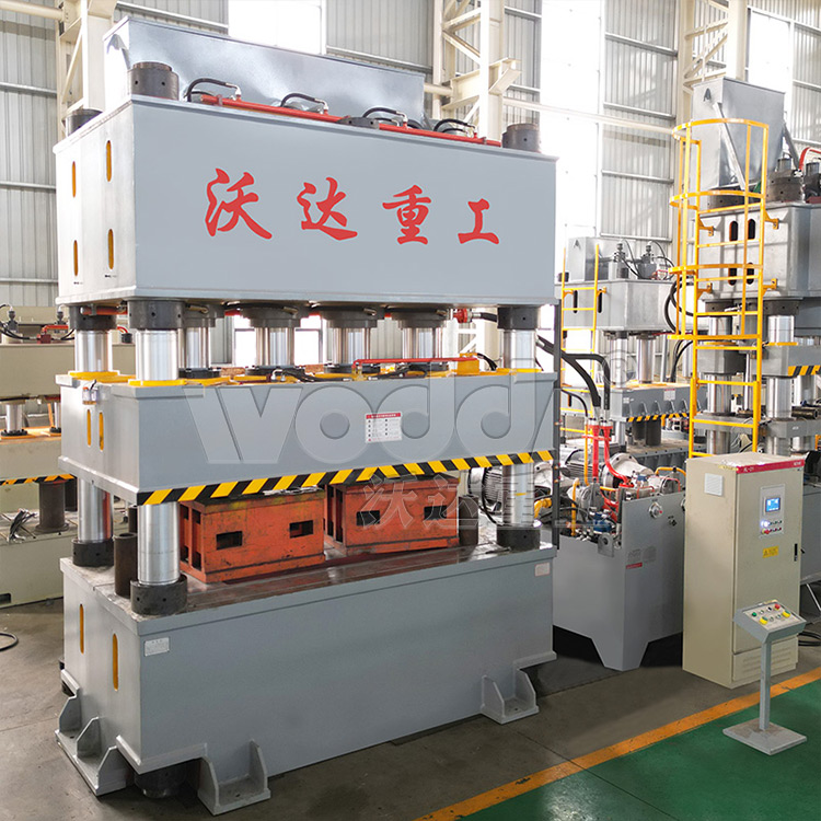 800吨大台面四柱液压机 800吨大台面四柱液压机