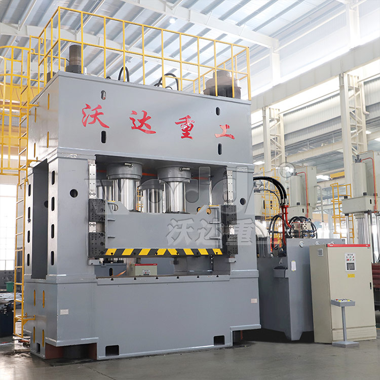 2000吨框架式液压机 2000吨框架式液压机