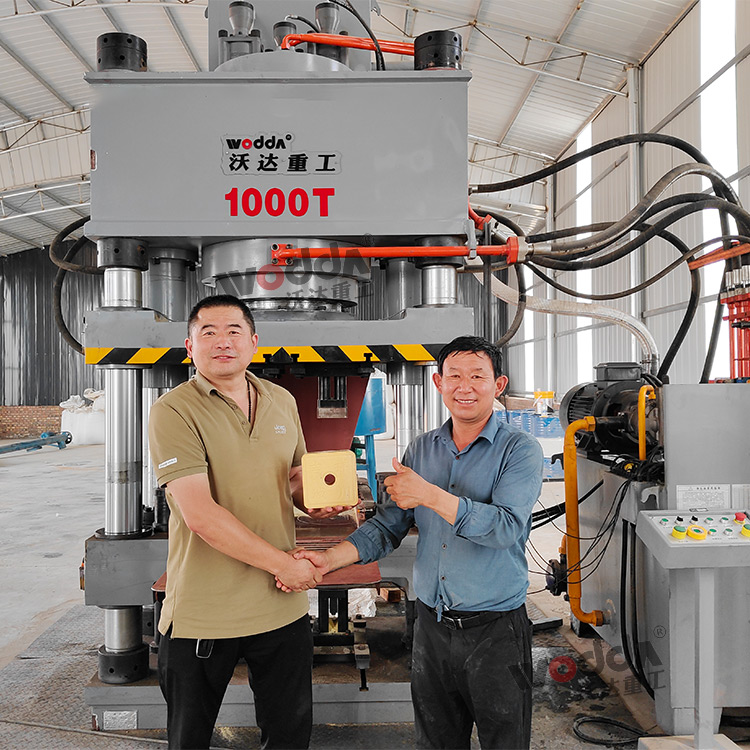 四柱液压机厂家哪家好 四柱液压机厂家哪家好