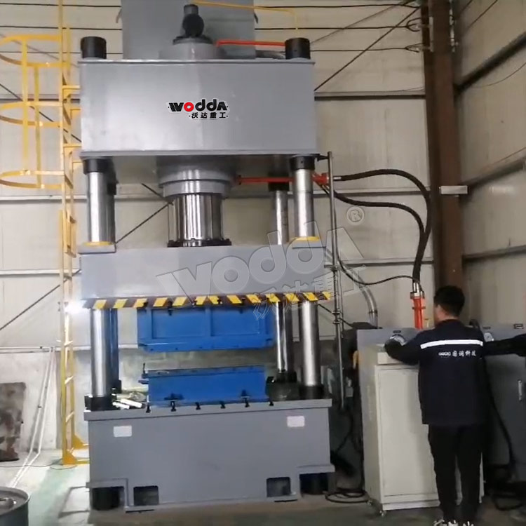 500吨四柱液压机冲压不锈钢水箱板 500吨四柱液压机冲压不锈钢水箱板