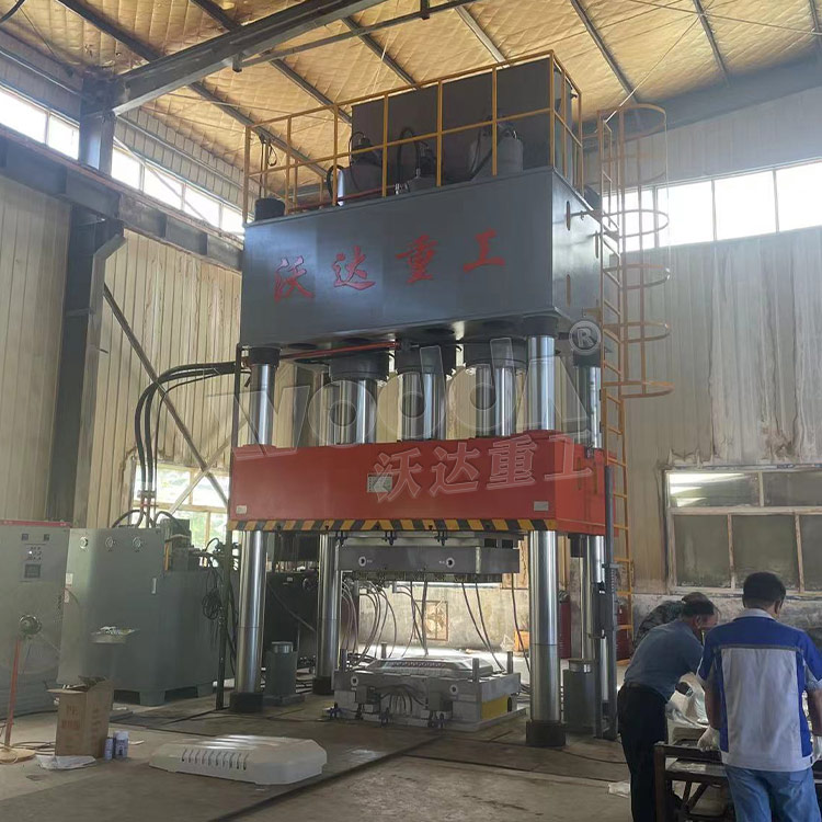 1500吨SMC汽车覆盖件成型液压机 1500吨SMC汽车覆盖件成型液压机