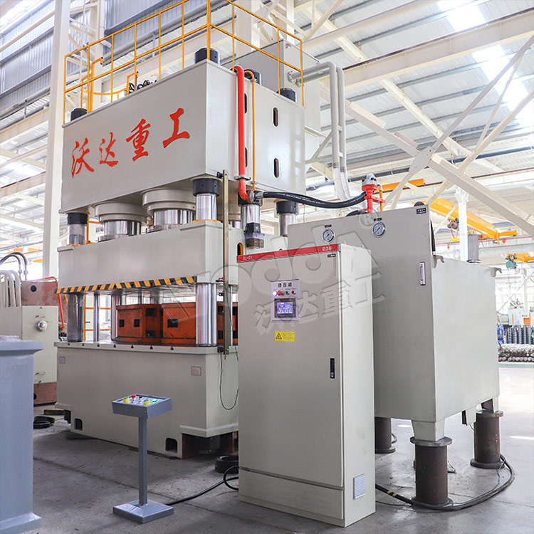 2000吨四柱液压机 2000吨四柱液压机