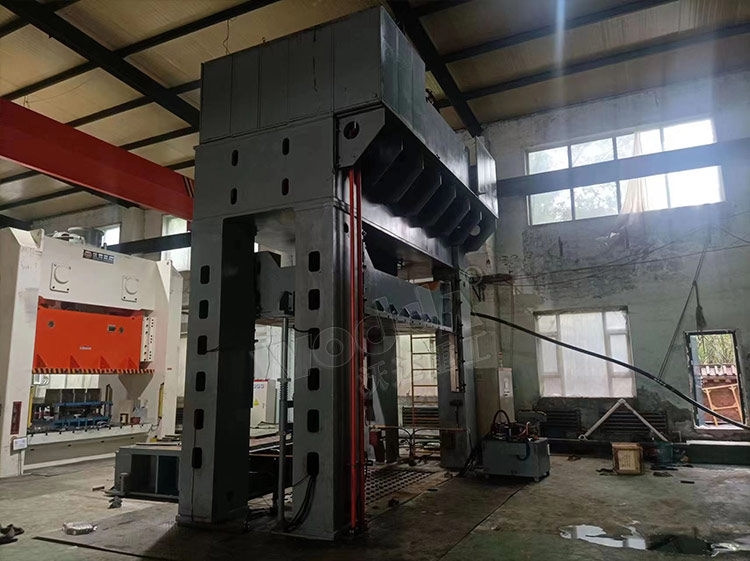 630吨汽车配件液压机 630吨汽车配件液压机