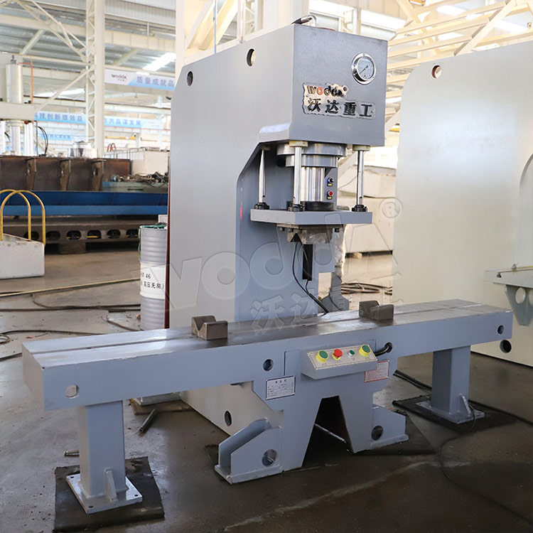 63吨单臂液压机 63吨单臂液压机