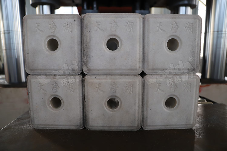 20kg盐砖一模一出 20kg盐砖一模一出