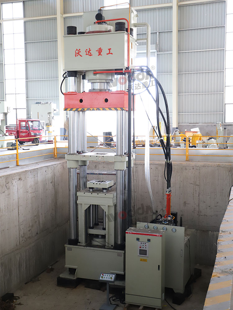 800吨四梁四柱液压机 800吨四梁四柱液压机