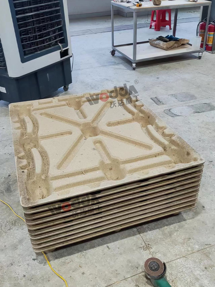 木屑托盘压制成型 木屑托盘压制成型