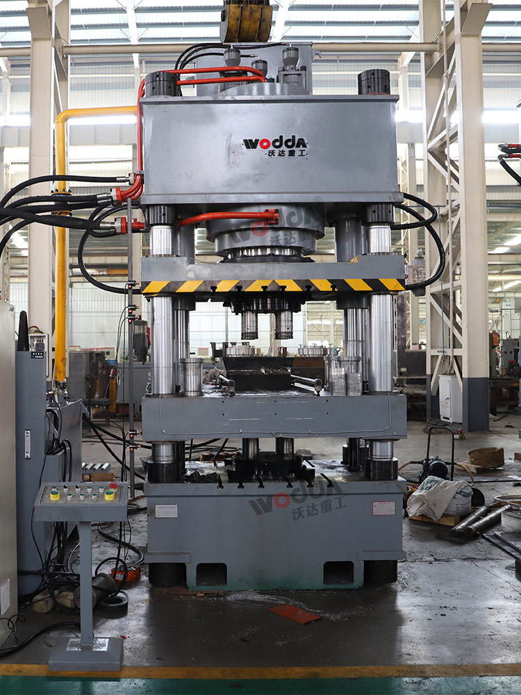 630吨铝屑压块液压机 630吨铝屑压块液压机