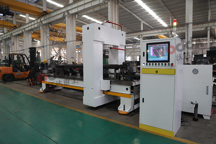 150吨全自动校直机 150吨全自动校直机