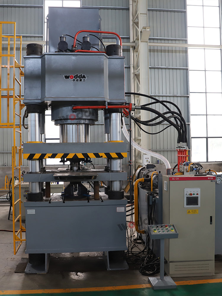 800吨铁硅铝磁芯粉成型液压机.jpg 800吨铁硅铝磁芯粉成型液压机.jpg