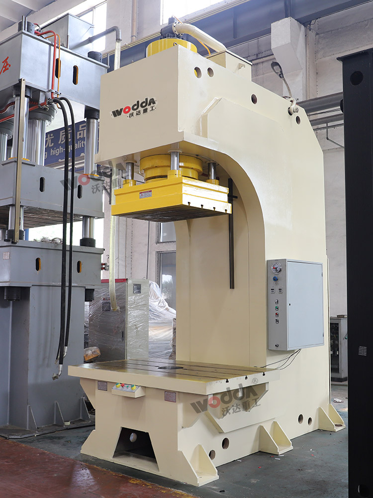 500吨单柱液压机 500吨单柱液压机