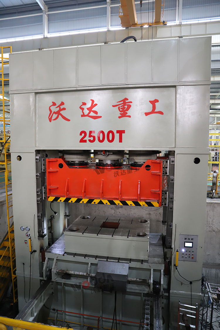 2500吨汽车配件成型液压机 2500吨汽车配件成型液压机