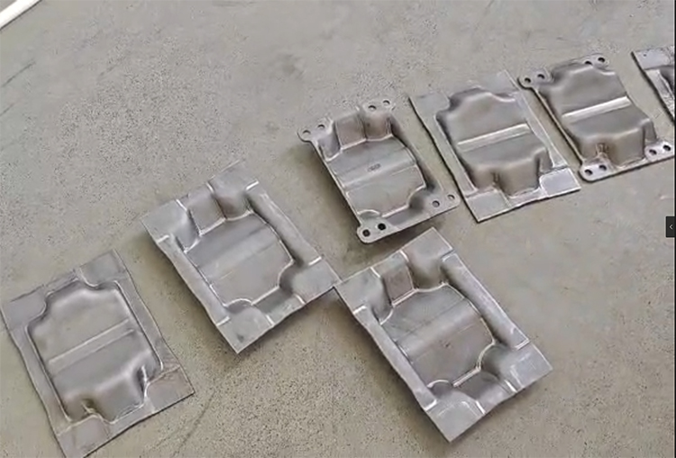 汽车配件冲压件 汽车配件冲压件