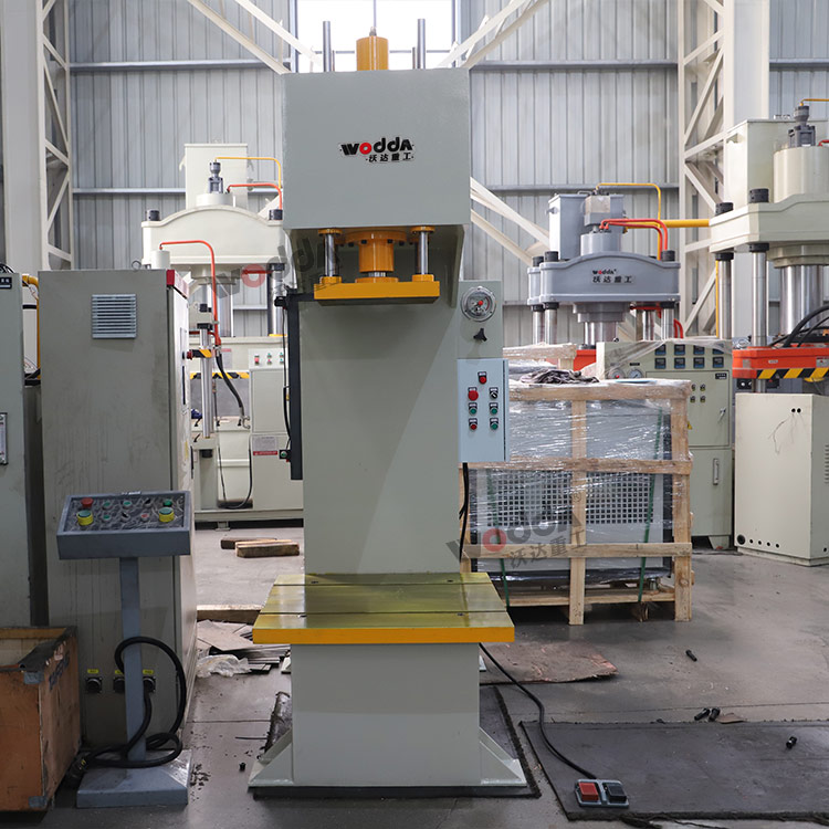 10吨单柱液压机 10吨单柱液压机