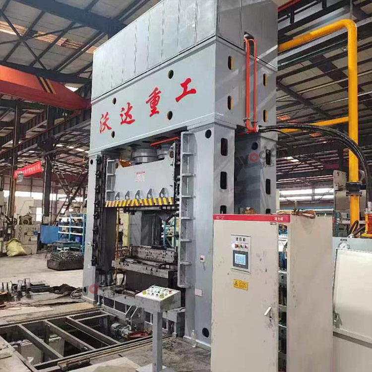 1250吨框架式汽车后桥冲压成型液压机 1250吨框架式汽车后桥冲压成型液压机