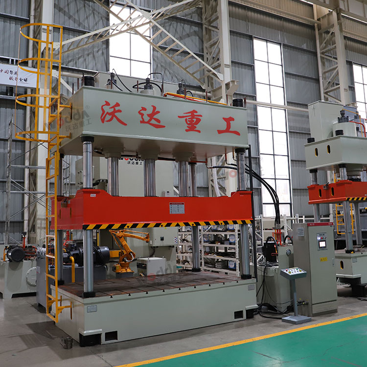 315吨伺服四柱液压机(汽车内饰件成型液压机) 315吨伺服四柱液压机(汽车内饰件成型液压机)