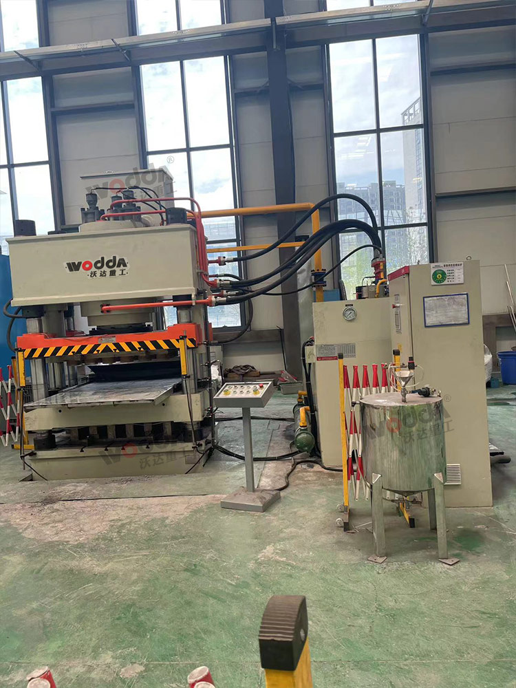 630吨粉末成型液压机 630吨粉末成型液压机