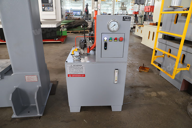 龙门液压机配置 龙门液压机配置