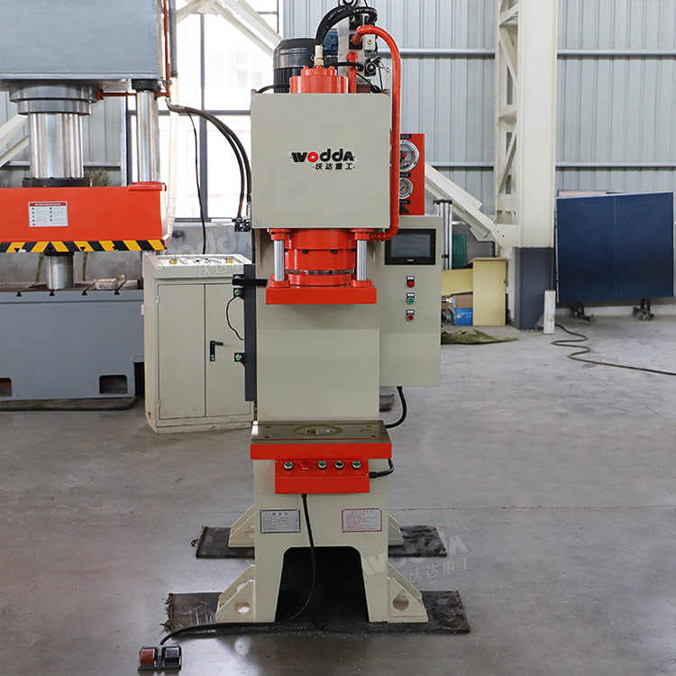 63吨油压冲床 63吨油压冲床