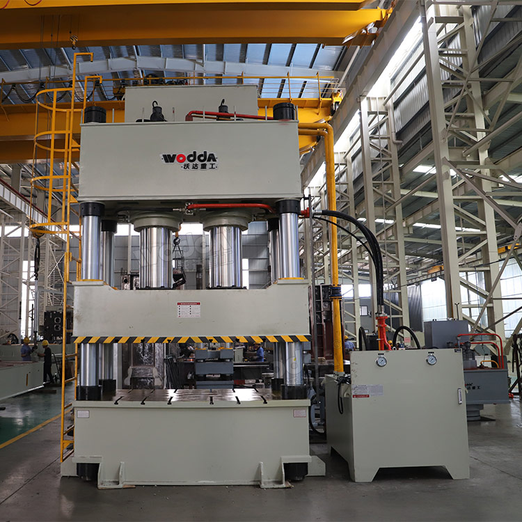 1000吨三梁四柱液压机 1000吨三梁四柱液压机