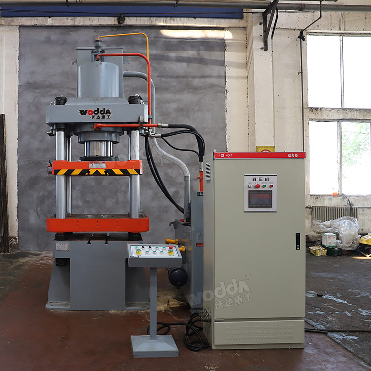 315吨四梁四柱液压机 315吨四梁四柱液压机