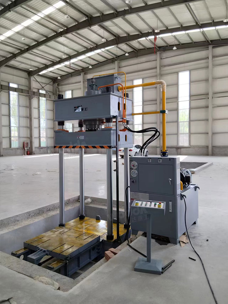 200吨电机轴承压装液压机调试 200吨电机轴承压装液压机调试