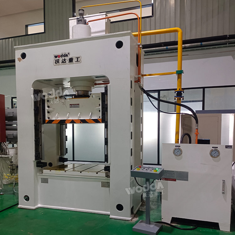 150吨框架式液压机 150吨框架式液压机