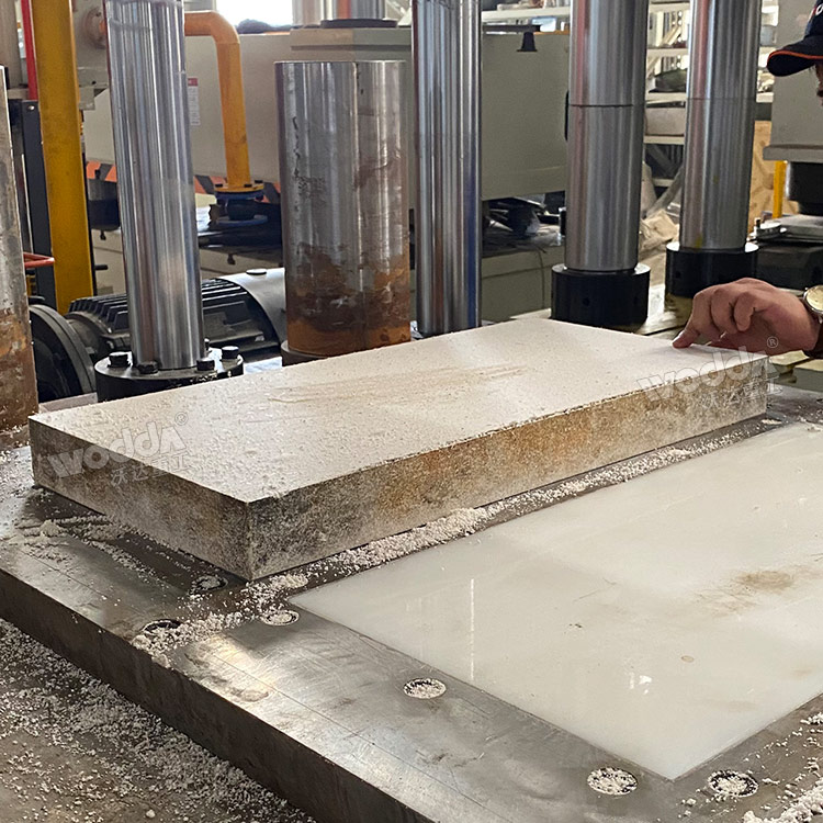 珍珠岩板试压成功 珍珠岩板试压成功