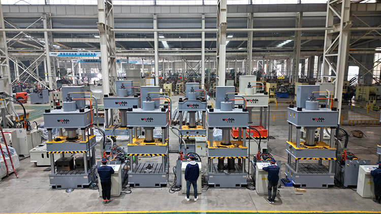 车间场景.jpg 车间场景.jpg