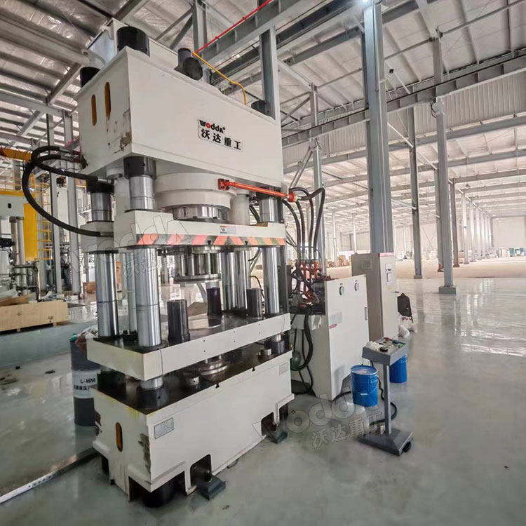 630吨四梁四柱液压机 630吨四梁四柱液压机